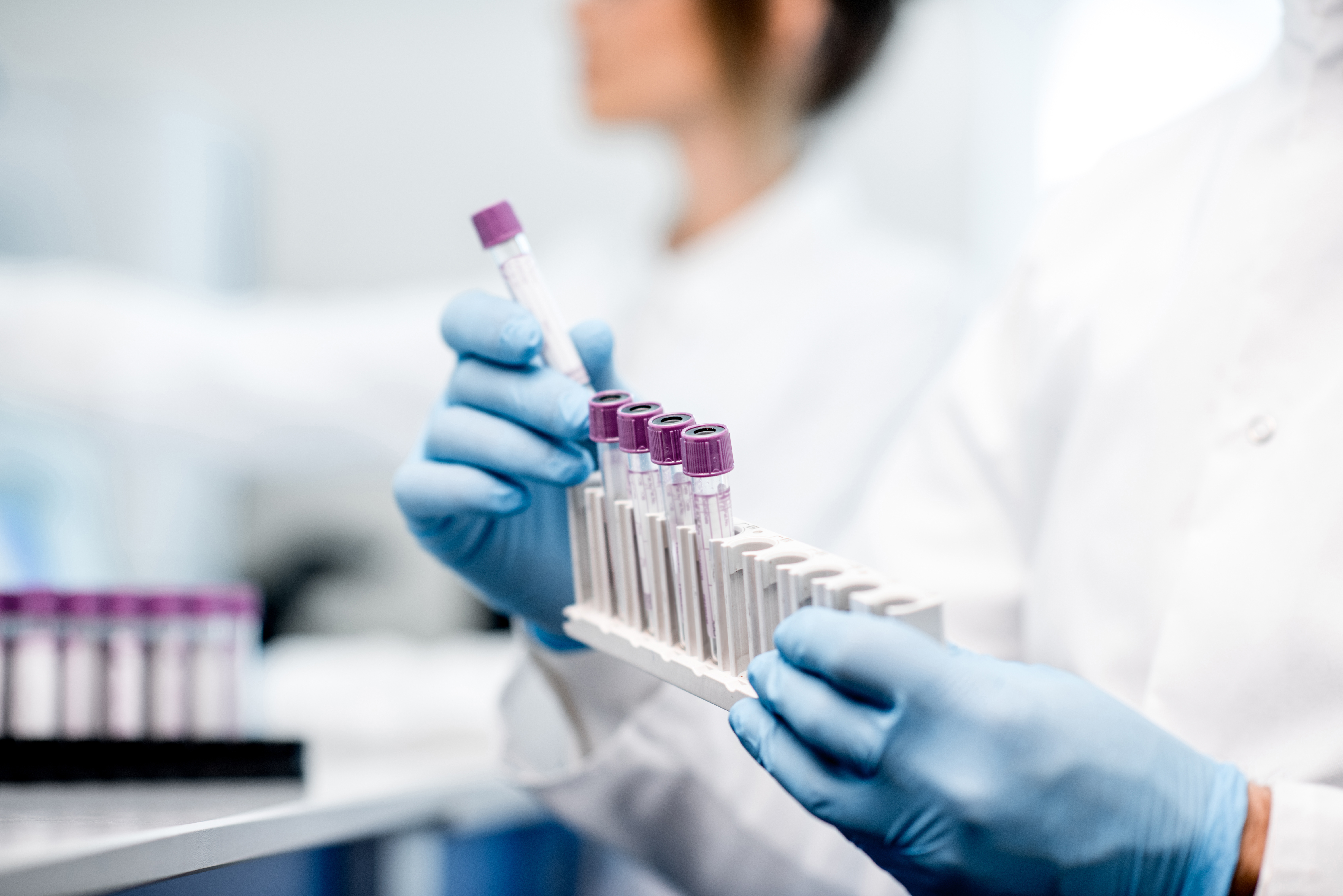 Analisi e perizia tecnica su un dispositivo medico difettoso per una causa di risarcimento nel Lazio