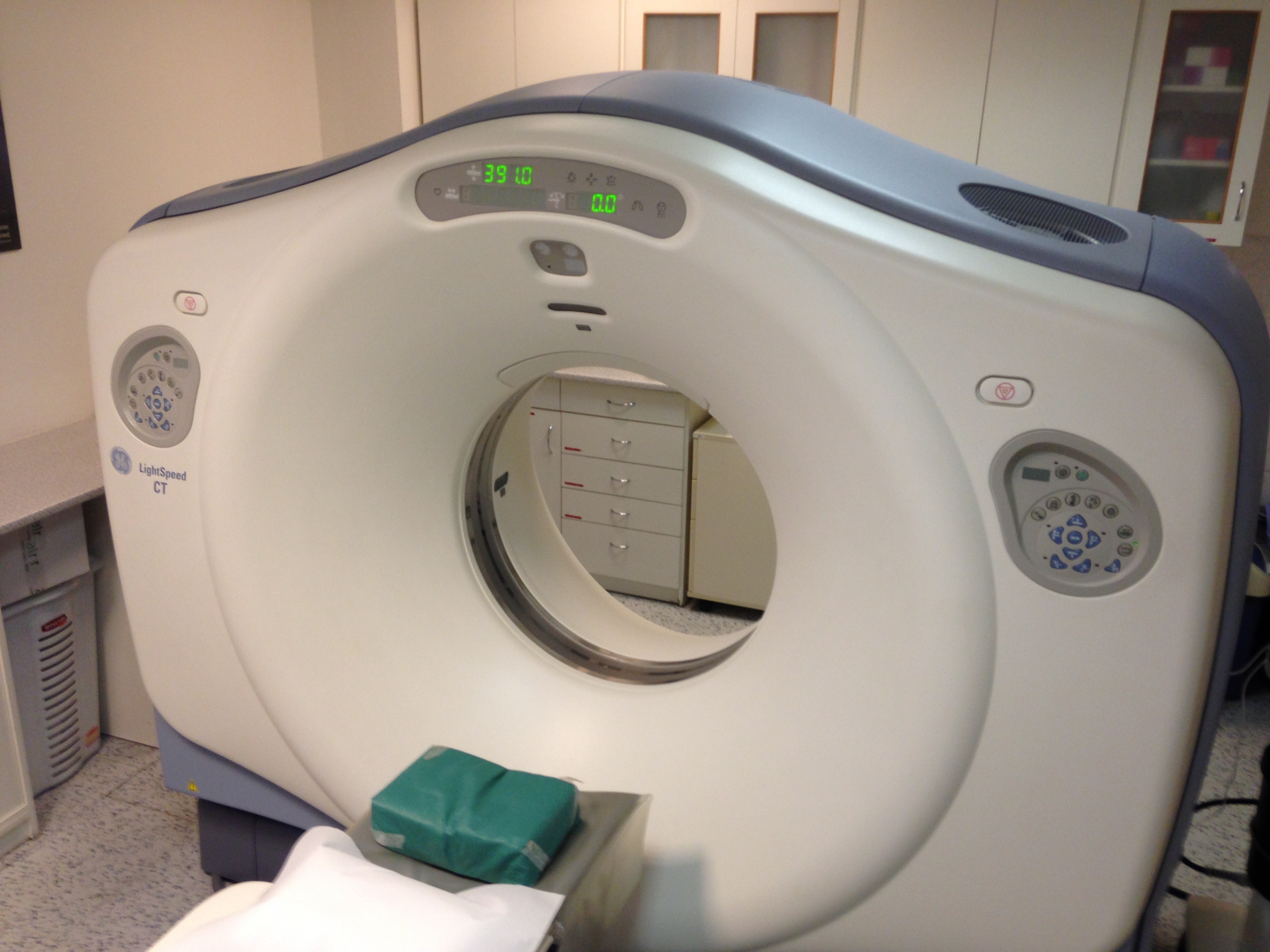 Esami diagnostici oncologici: mammografia, TAC, risonanza magnetica e colonscopia